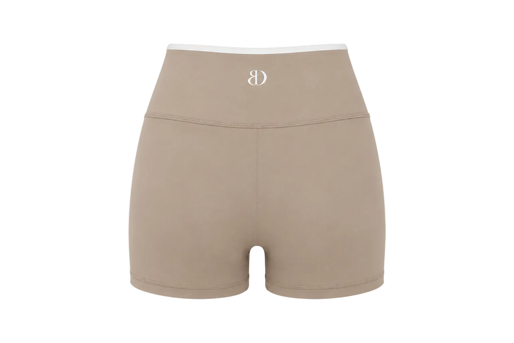 Outline shorts | Cream